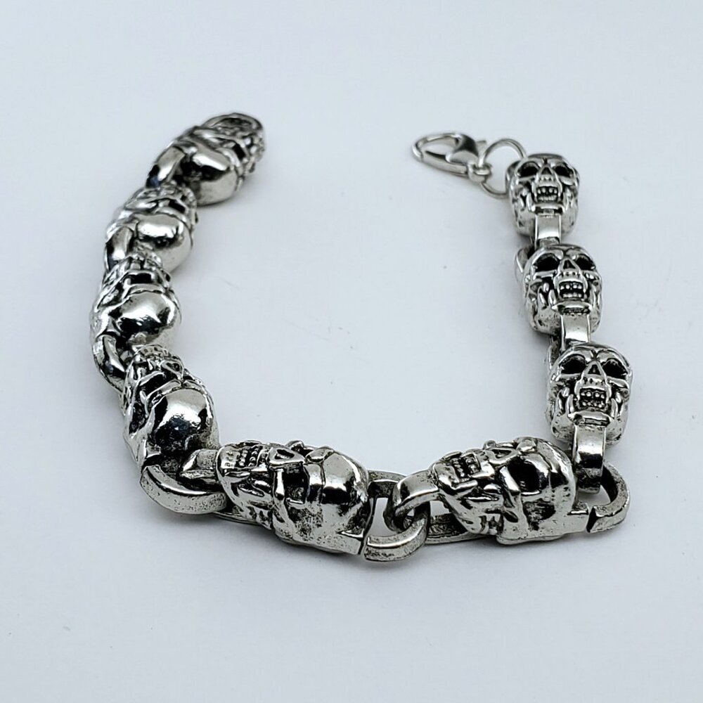 14K White Gold Womens Chain Link Skull Bracelet 14 Karat Silver Skulls Jewelry